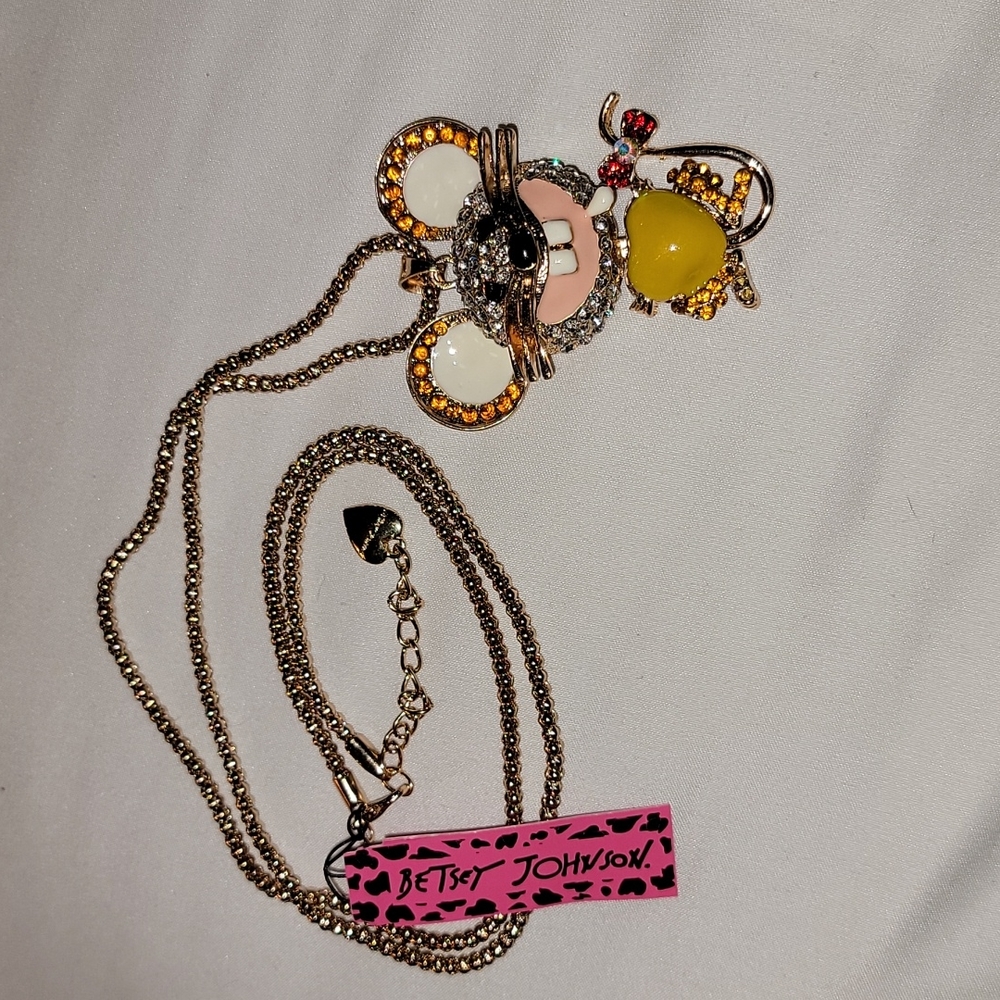 Adorable mouse necklace